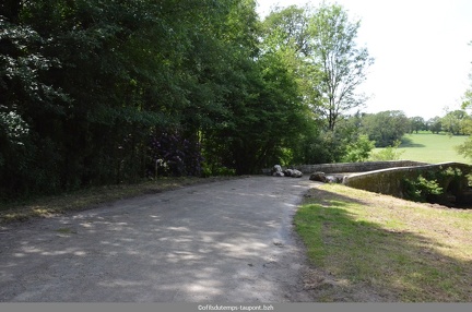 Le Pont de l Abbaye aux Oies apres le chantier 05