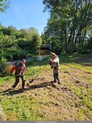 Le Pont de l Abbaye les adherents au travail 02