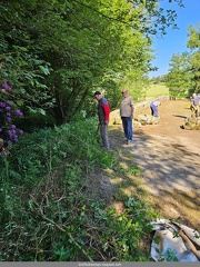 Le Pont de l Abbaye les adherents au travail 05