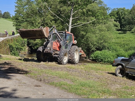 Le Pont de l Abbaye les adherents au travail 15