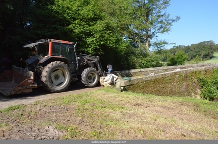 Le Pont de l Abbaye les adherents au travail 27
