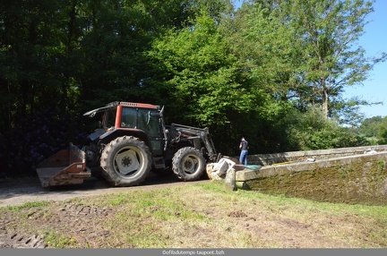 Le Pont de l Abbaye les adherents au travail 28