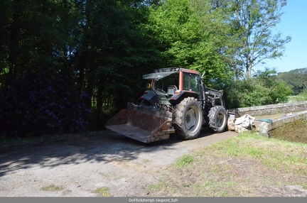 Le Pont de l Abbaye les adherents au travail 34