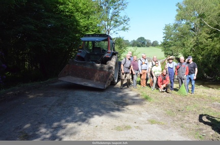 Le Pont de l Abbaye les adherents au travail 35